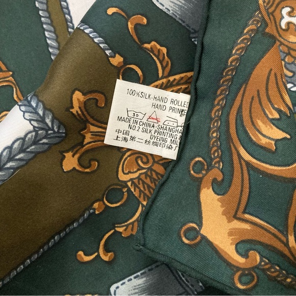 Vintage Golden Camel 34” Equestrian Style Silk Scarf Hand Rolled & Printed - Picture 3 of 7